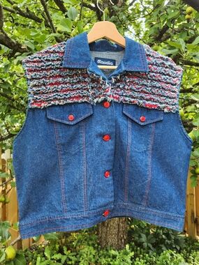 Vtg Rodeo Clown Fringe Denim Vest Red Buttons XL